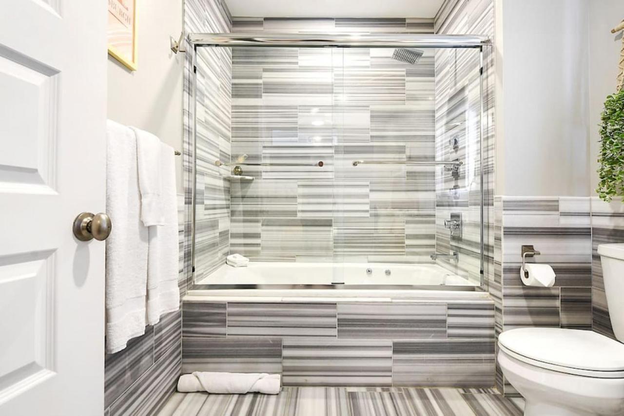 Hostwise Stays - The Washington At Chatham - Free Parking, Private Gym, More! Pittsburgh Buitenkant foto