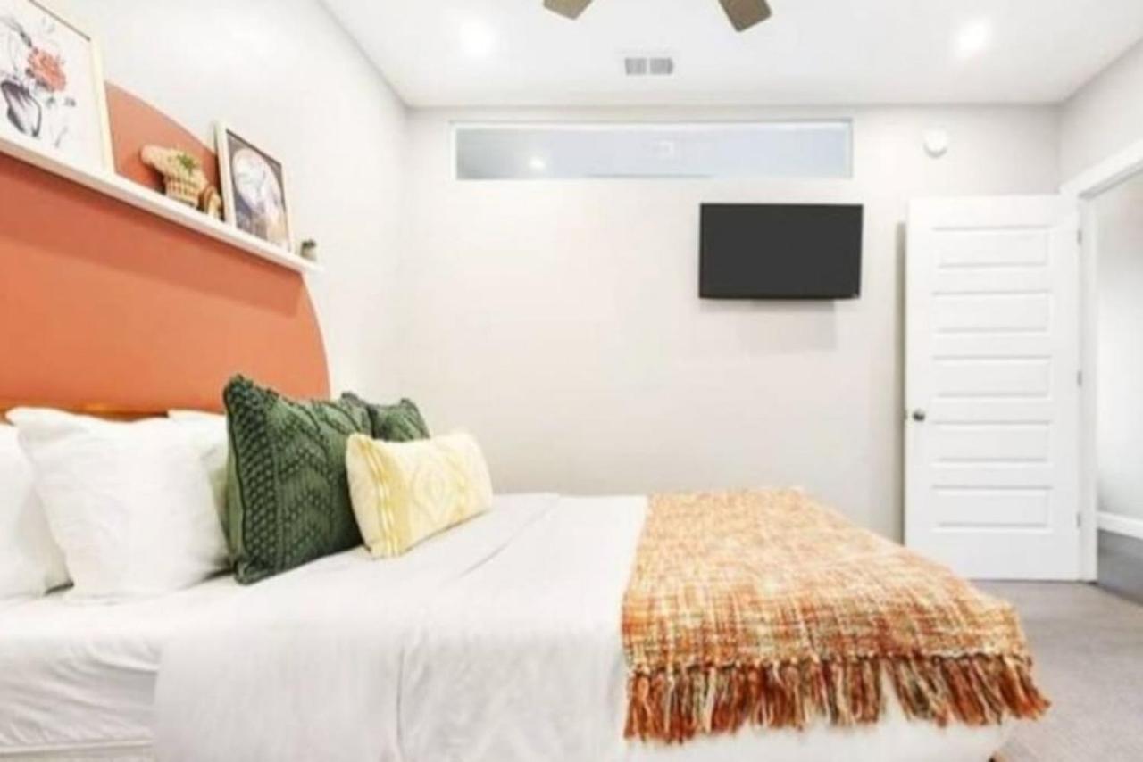 Hostwise Stays - The Washington At Chatham - Free Parking, Private Gym, More! Pittsburgh Buitenkant foto